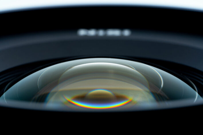 NiSi 15mm f/4 Sunstar Super Wide Angle Full Frame ASPH Lens in Silver (Sony E Mount) NiSi 15mm Wide Angle Lens (Full Frame) | NiSi Filters Australia | 6