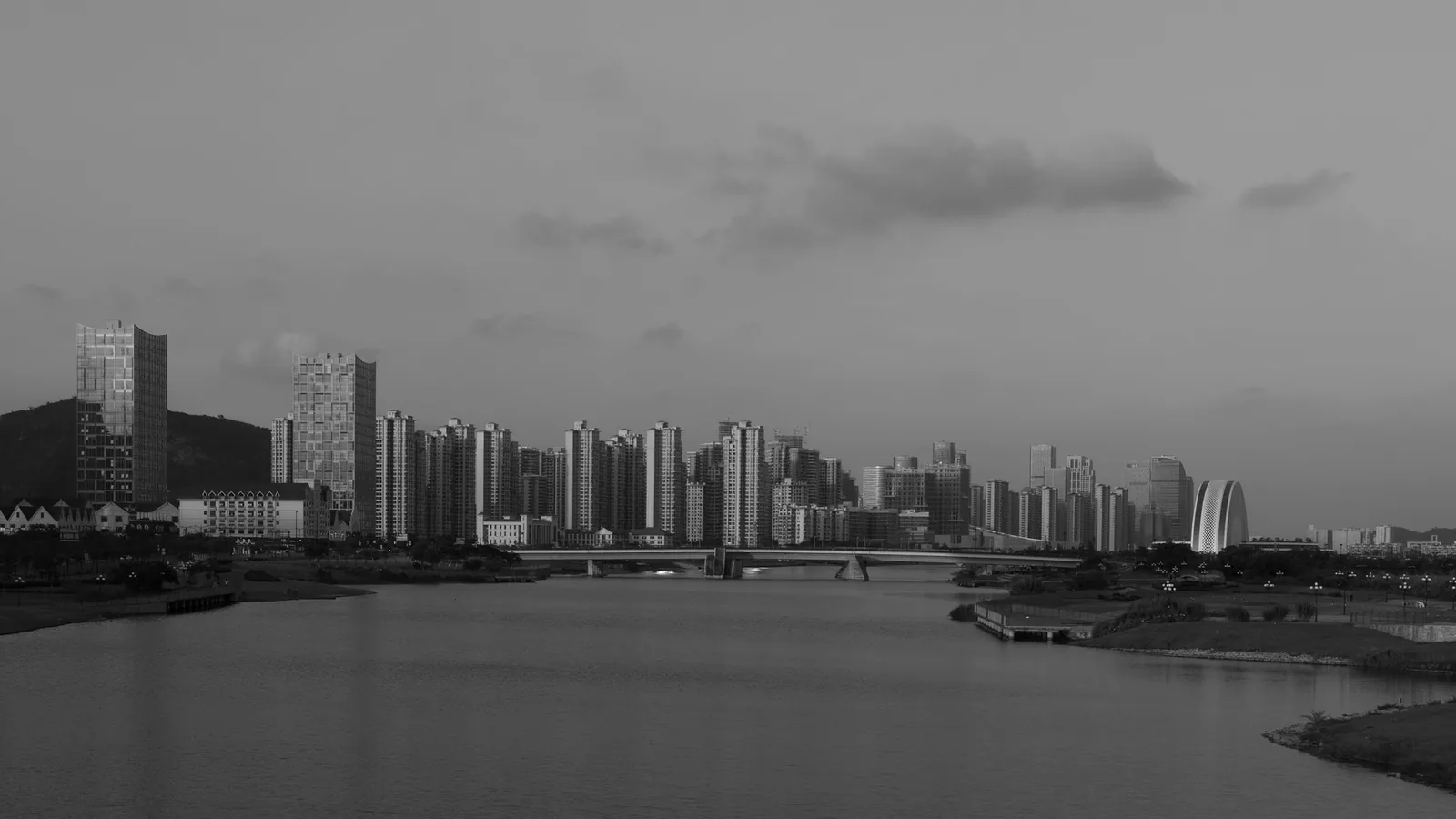 City skyline in black and white with no colour filter